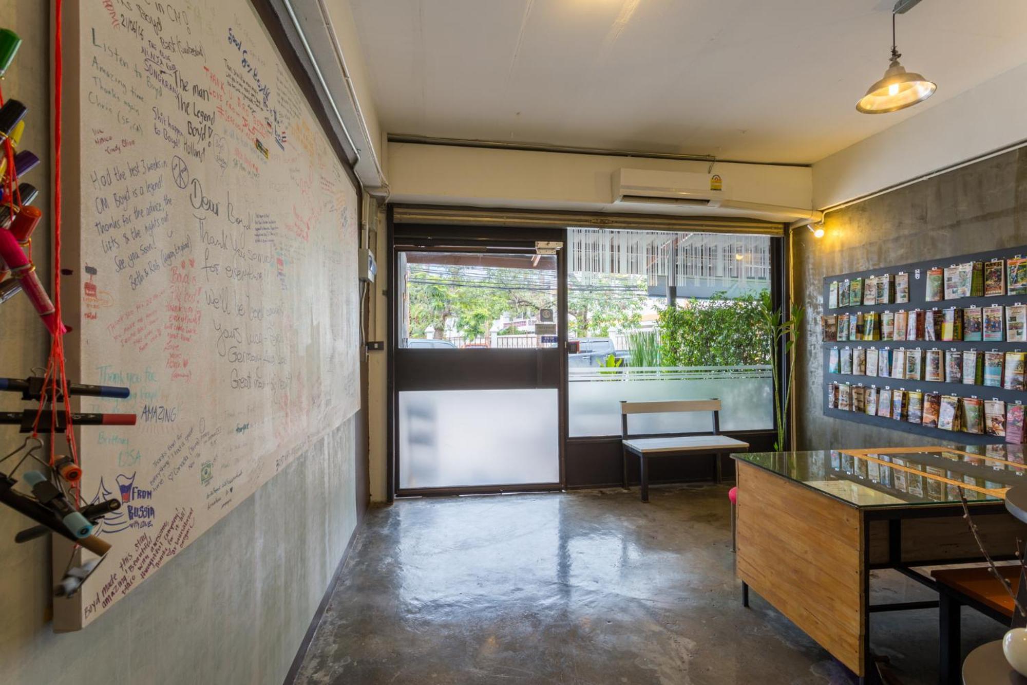 Zz Hostel Chiang Mai Extérieur photo