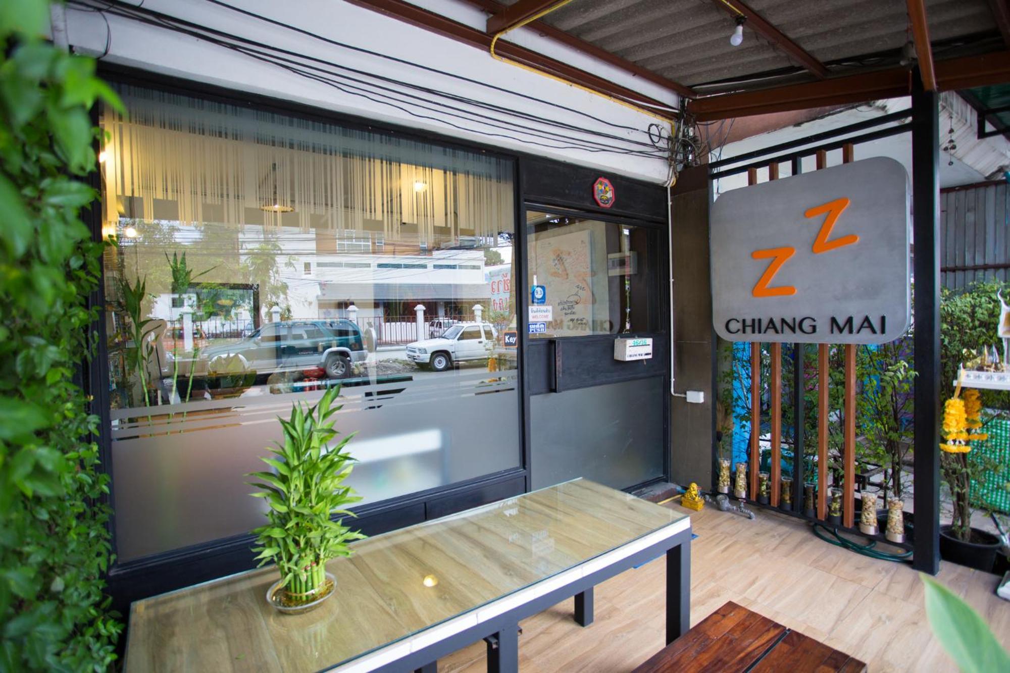 Zz Hostel Chiang Mai Extérieur photo